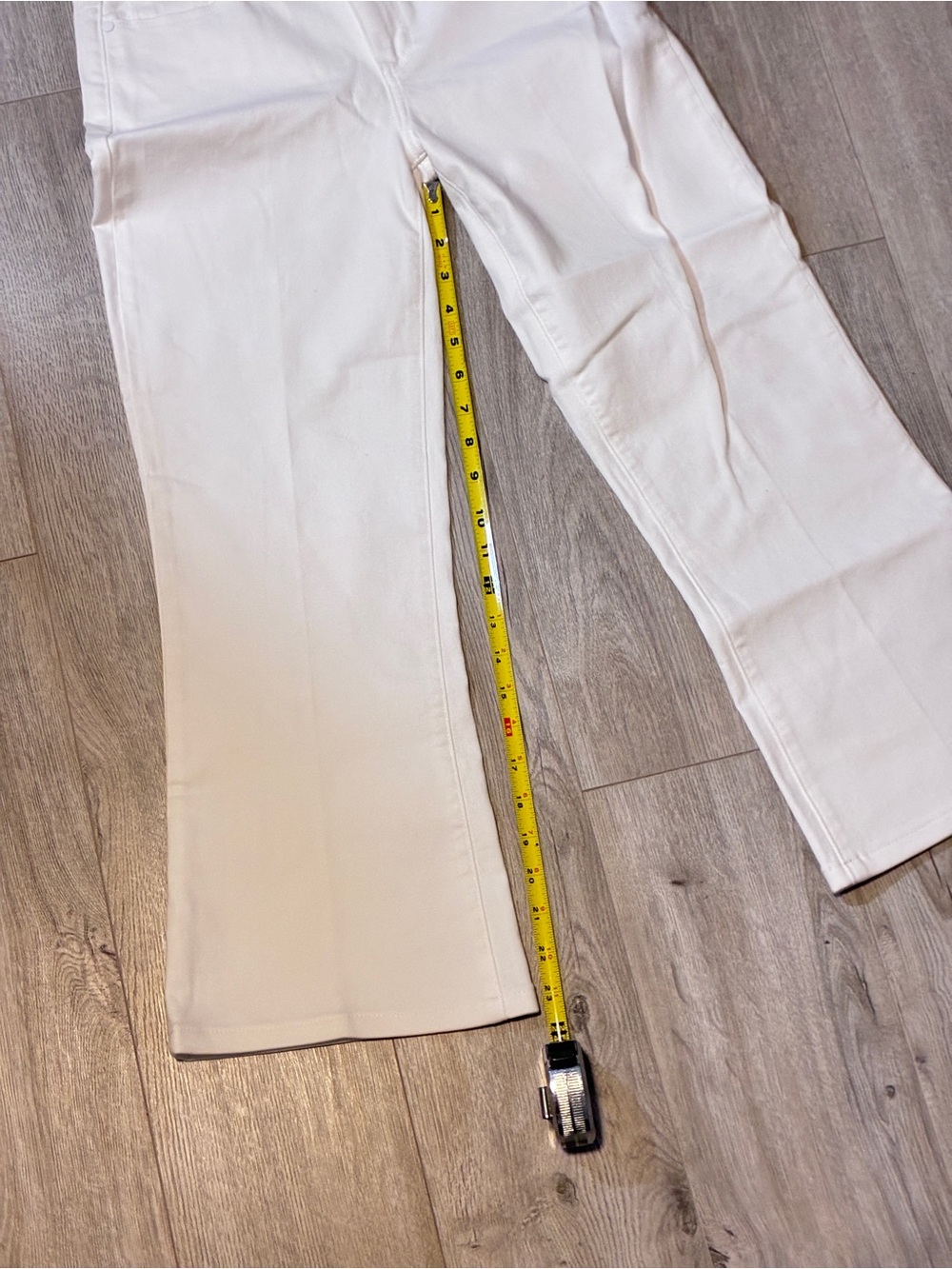 PAIGE Genevieve White Bootcut Jeans Size 27 Crisp White Stretch Denim - Picture 7 of 10